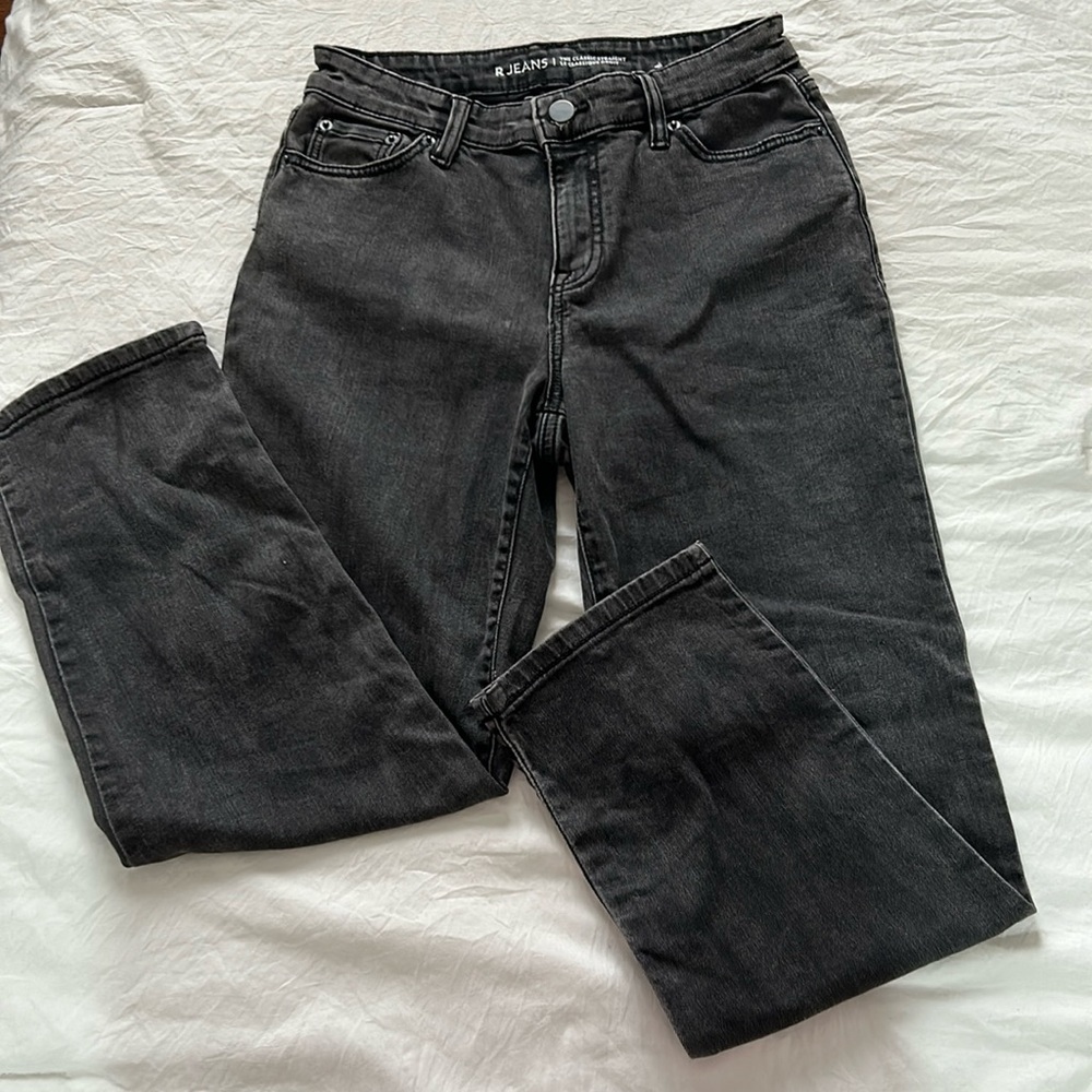 Reitman’s lightly worn black straight jeans